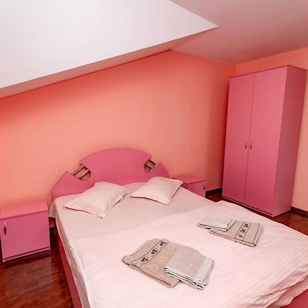 Hotel Complex Stefanesti Bozovici Exteriér fotografie